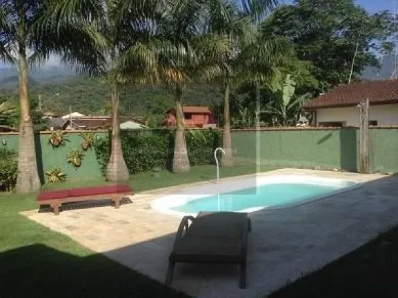 Imagem Casa em Condomínio para Venda em Ubatuba / SP no bairro Horto Florestal