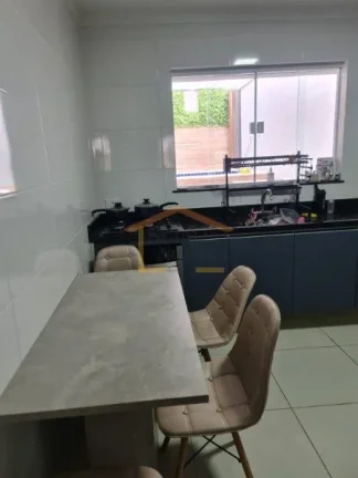 Imagem Sobrado 3 dormitórios, sendo 1 suíte com planejados, sala ampla para 2 ambientes, cozinha planejad...