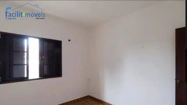 Imagem CASA AO LADO DO SHOPPING GOLDEN 3 DORMITÓRIOS - JARDIM DO MAR - SBC
