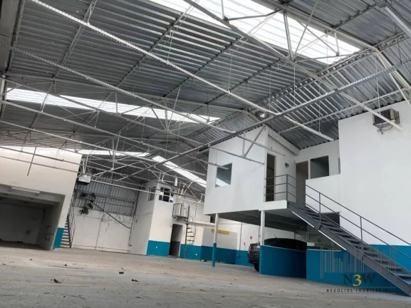 Imagem Galpão à venda em Pinheiros São Paulo SP com 380m², 4 salas e 4 vagas de garagem.