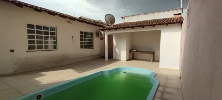 Imagem CASA RESIDENCIAL em MANAUS - AM, PARQUE 10 DE NOVEMBRO