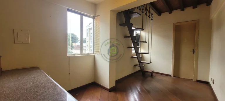 Imagem Apartamento duplex com um quarto e mezanino, garag
