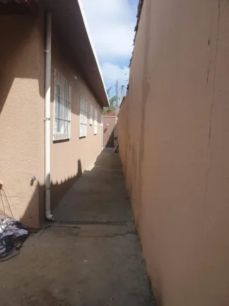Imagem Casa para Venda em Itanhaém, Gaivota (Praia), 4 dormitórios, 1 suíte, 2 banheiros, 3 vagas
