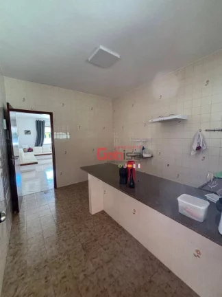 Imagem Casa com 3 dormitórios à venda, 130 m² por R$ 750.000,00 - Balneário São Pedro - São Pedro da Aldeia/RJ