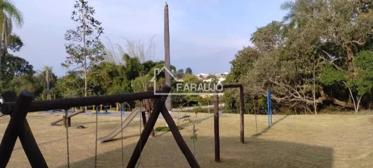 Imagem TERRENO À VENDA NO CONDOMÍNIO EM CONDOMINIO FECHADO EM ARAÇOIABA DE SERRA-SP.