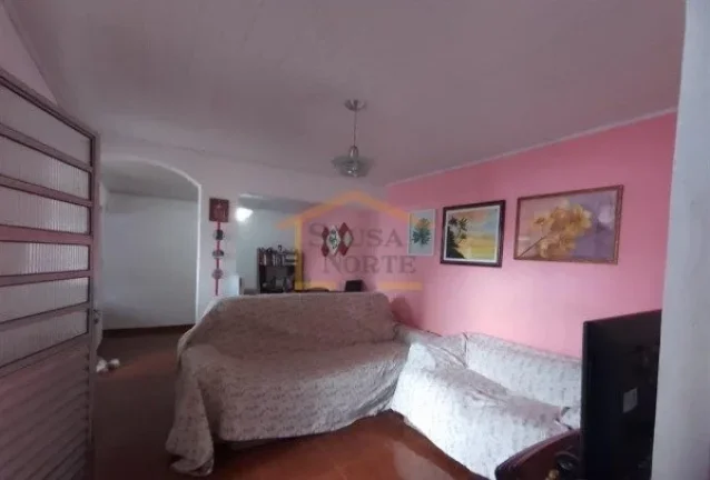 Casa térrea, 2 dormitórios, sala, cozinha, banheiro, 1 vaga de garagem. 90m².

Localizado a 800 m...