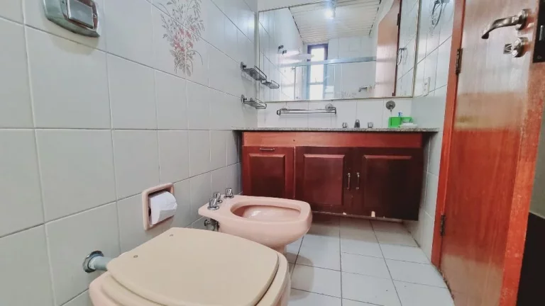 Imagem Apartamento com 3 dormitórios à venda, 140 m² por R$ 680.000,00 - Pitangueiras - Guarujá/SP