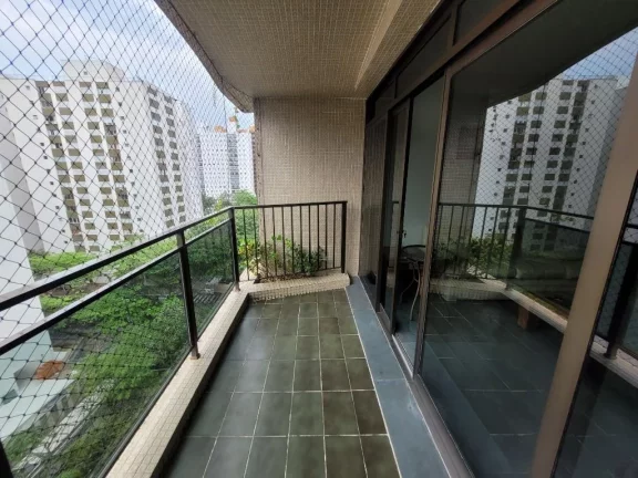 Imagem PITANGUEIRAS- PERTINHO DA PRAIA , 133,95 M² ÚTEIS , 02 VAGAS DE GARAGEM NO PRÉDIO.