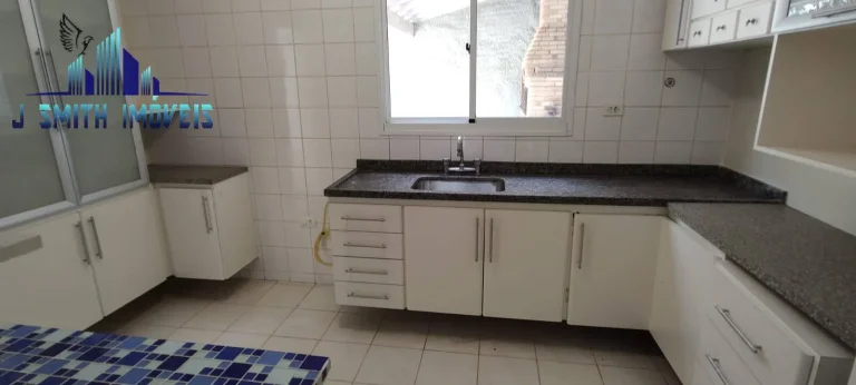 Imagem CASA 3 DORMS (1 SUITE), 2 VAGAS. ÁREA GOURMET. VAGAS VISITANTES