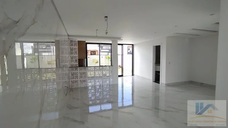 Imagem Sobrado para Venda em São José dos Pinhais, Costeira, 3 dormitórios, 1 suíte, 2 banheiros, 2 vagas