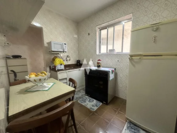 Imagem Apartamento próximo a praia do Embaré com sacada!