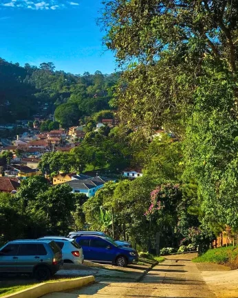 Imagem Santo Antônio do Pinhal: A Harmonia entre Investimento e Natureza