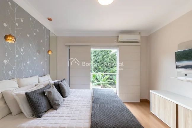Imagem Sobrado à venda em condomínio com 3 quartos (sendo 1 suíte master com closet, banheiro social e s...