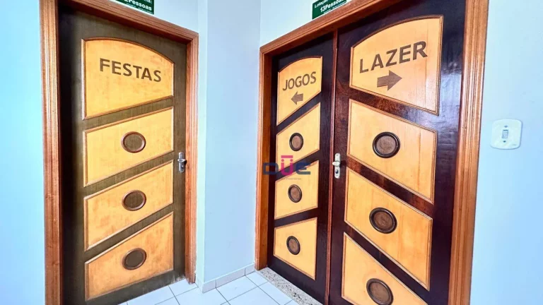 Imagem Apartamento com 2 dormitórios sendo 1 suite No Embaré. vaga demarcada, salao festas amplo, churrasqueira, e salao de jogos. Andar alto com vista livre