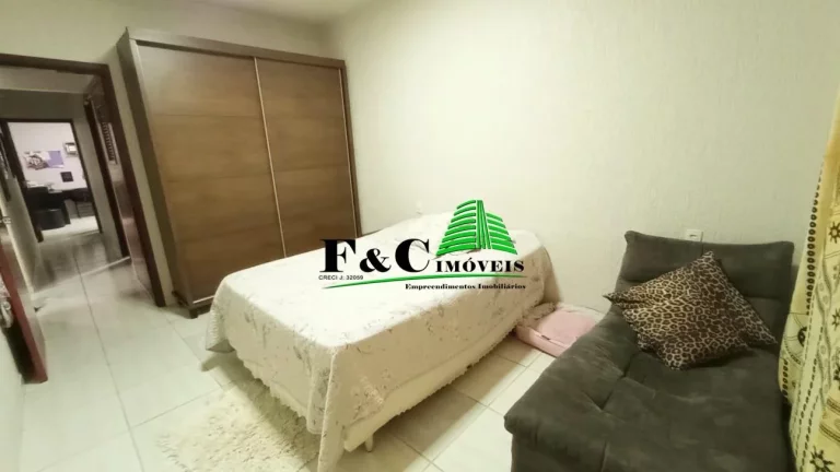 Imagem Casa para Venda em Araras, Vila Europa, 3 dormitórios, 2 banheiros, 3 vagas
