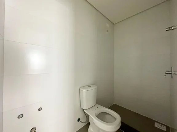 Imagem Casa 4 Dormitórios - Bairro Navegantes