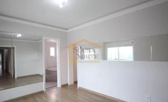 Imagem Apartamento de 264 m² com 4 dormitórios, sendo 4 suítes, 6 banheiros, contando com varanda, banhe...