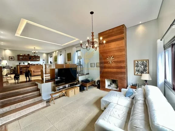 Imagem Casa 3 Suítes + Hóspedes com Vista Campo de Golf