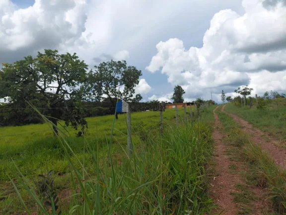 Imagem Chácara para Venda em Brasília, Rodovia BR-251 NOVA BETÂNIA, 4 dormitórios, 1 suíte, 2 banheiros, 3 vagas