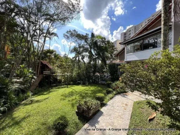 Imagem Cond. Granja Velha - 2 casas independentes mas interligadas! 5d/3sts!