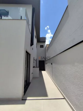 Imagem Oportunidade: Sobrado com 3 Suítes, Escritório e Amplo Quintal – A venda R$1.705.000 – Condomínio Fechado em Indaiatuba/SP