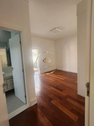 Imagem Casa Sobrado, 4 Dormitórios ( 4 suítes), 489m², Cond. Jaguary, Urbanova.
