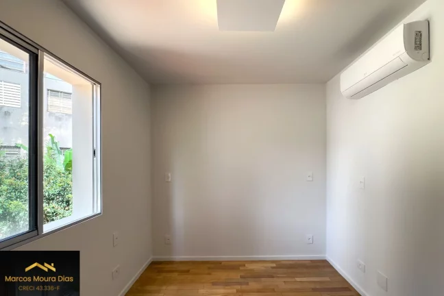 Imagem Apartamento no Alto da Lapa REFORMADO com 2 Dormitórios e 1 Vaga Coberta. Edifício com Lazer