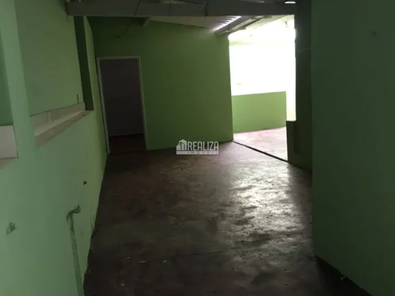 Imagem Casa à venda no bairro São Benedito, Uberaba - 2 dormitórios