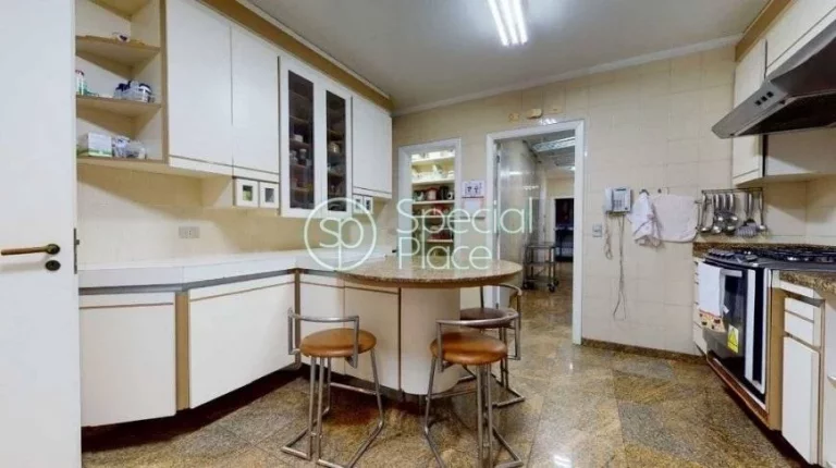 Imagem Lindo apartamento em Higienópolis com 390m² de área privativa, 4 dormitórios ( 2 suítes ) e 4 v...