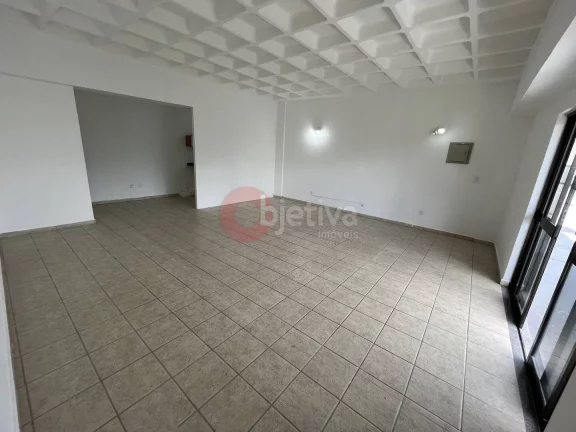 Imagem Sobreloja linear, 46m², Edifício Riviera - Parque Riviera - Cabo Frio