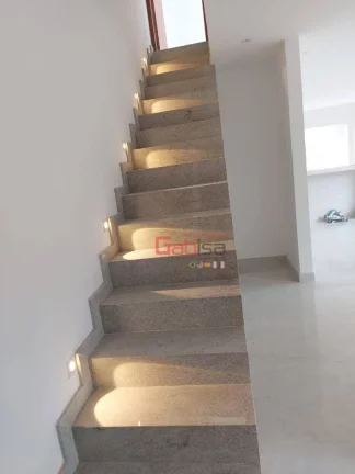 Imagem Casa com 3 dormitórios à venda, 179 m² por R$ 980.000,00 - Estação - São Pedro da Aldeia/RJ