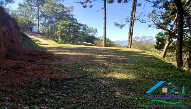 Imagem Terreno à Venda no Condomínio Quinta das Araucárias.
