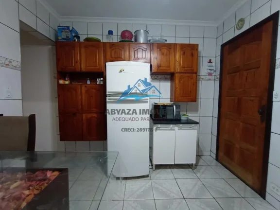 Imagem Sobrado à Venda na Vila Menk em Carapicuíba