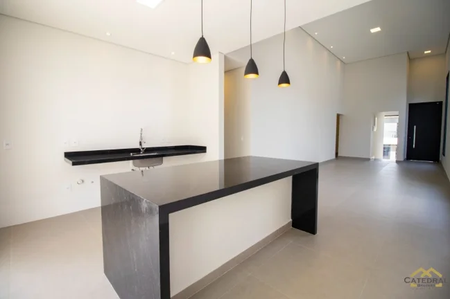 Imagem Casa térrea em condomínio à venda com 3 quartos no Jardim Celeste, em Jundiaí