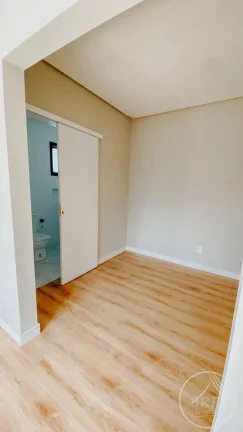 Imagem Vendo casa de alto padrão em condomínio fechado em Biguaçu (SC)
