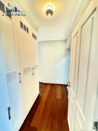 Imagem CASA ESPETACULAR, 5 SUÍTES. VENDA DE "PORTEIRA FECHADA", COMPLETA !!