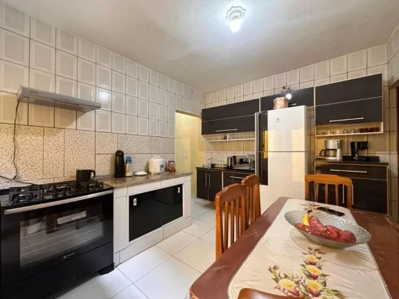 Imagem Sobrado com 3 dormitórios à venda, 182 m² por R$ 400.000,00 - Jardim Leblon - Suzano/SP