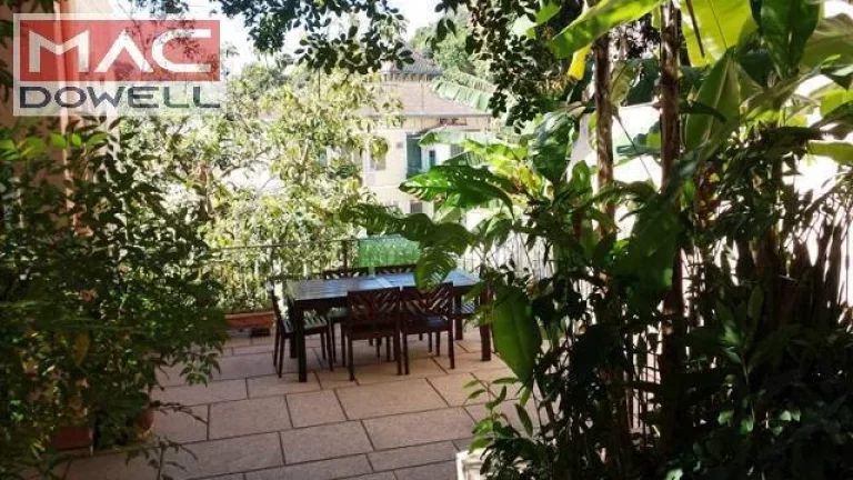 Imagem Casa colonial de 422 m² / 9 Quartos - VENDA - Santa Teresa/RJ