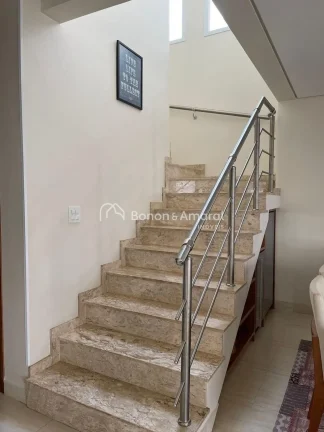 Imagem Sobrado de Luxo com 3 Suítes e Infraestrutura Completa

Este magnífico sobrado oferece o equilíbr...