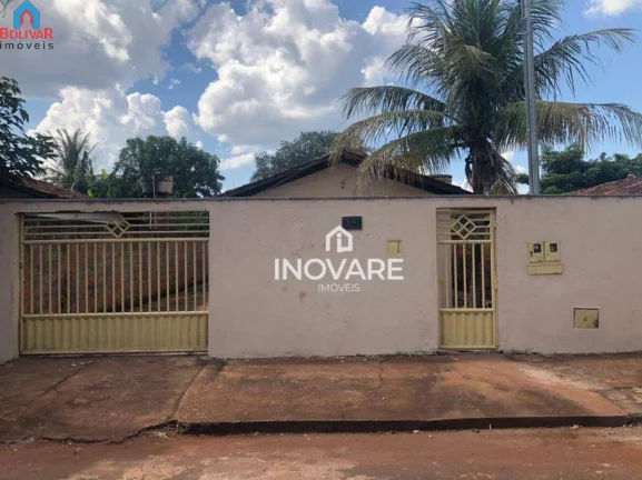 Imagem Casa com 2 dormitórios à venda por R$ 190.000,00 - Dom Velloso - Itumbiara/GO