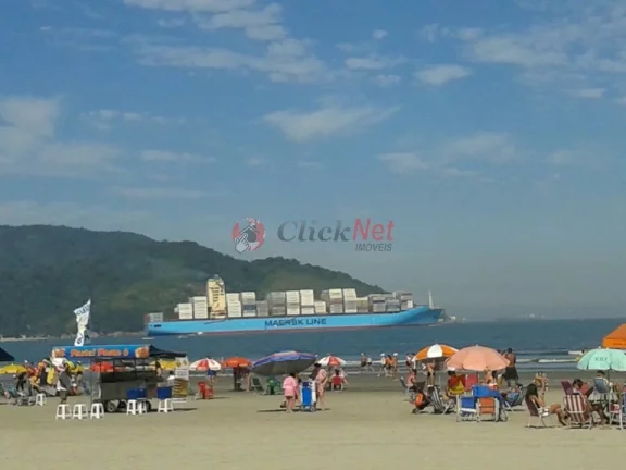 Imagem Apto á 300m2 da praia 2 dormitórios ,varanda ,sem vaga, bairro Gonzaga em Santos