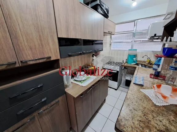Imagem Apartamento à venda com 43m², 1 quarto, elevador, quadra da praia e garagem por R$320.000,00