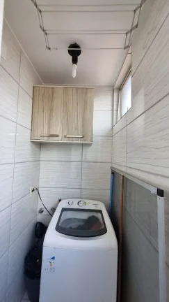 Imagem Apartamento com 2 quartos à venda em Sabará