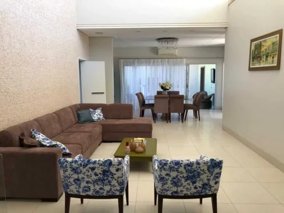 Imagem Casa alto padrão com 4 suítes 2 dormitórios e 4 vagas na garagem no Jardim riva