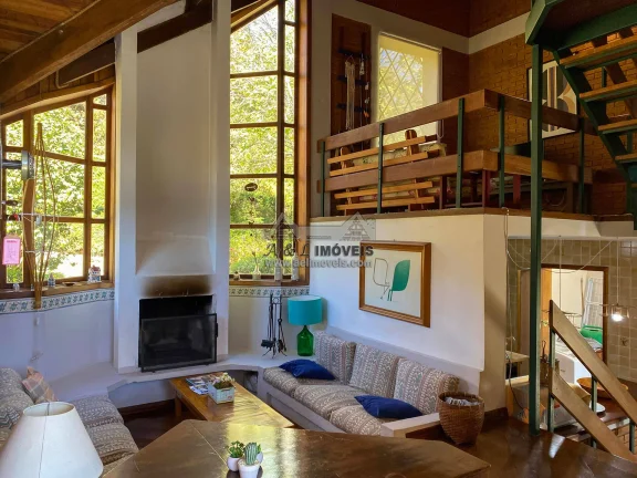 Imagem Casa à venda em Campos do Jordão - Chalé com 3 dormitórios