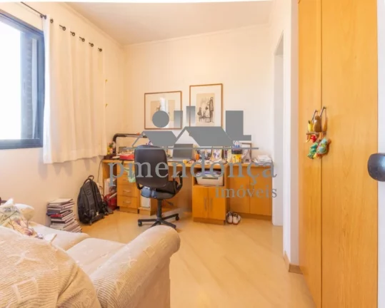 Imagem Apartamento à venda na Rua Apinajés com 3 quartos( 1 suíte )e 2 vagas, 130m²