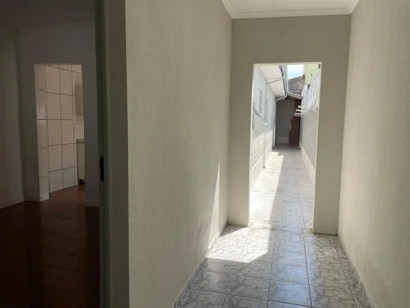 Imagem Casa à venda em Sorocaba-SP, Jardim Guaíba: 2 quartos, 1 sala, 1 banheiro, 2 vagas, 109m². Venha conferir!