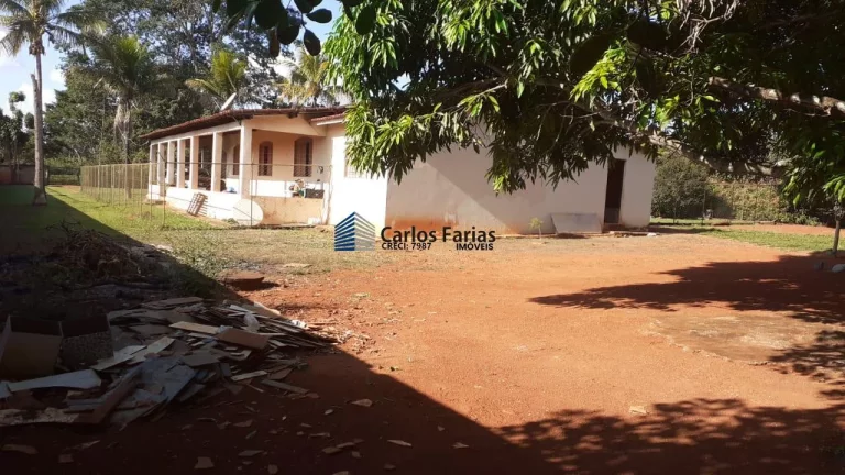 Imagem Chácara para Venda em Cidade Ocidental, Quintas Itapuã, 5 dormitórios, 1 suíte, 4 banheiros, 2 vagas