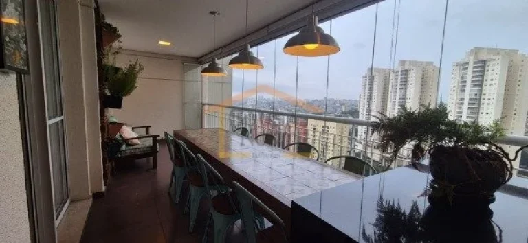 Imagem Apartamento com 142m², dispõe de 3 dormitórios, sendo 3 suites, sala para dois ambientes, varanda...