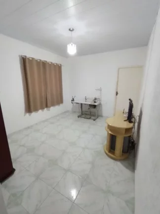 Imagem Sobrado com 3 dormitórios à venda, 200 m² por R$ 470.000,00 - Parque Maria Helena - Suzano/SP